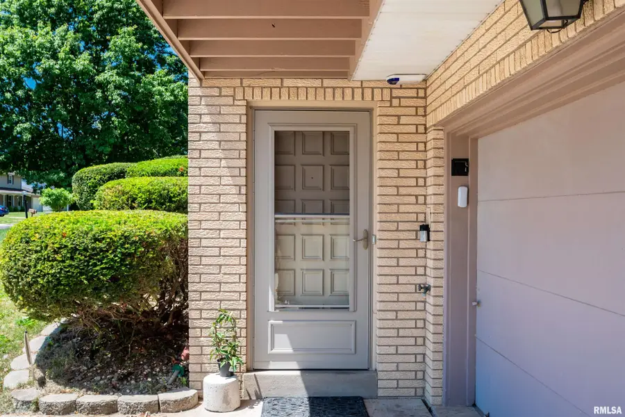 1405 W Daytona Drive, Peoria, IL 61614-4105 - #3