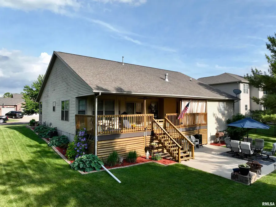 1139 Willow Lake Drive, Metamora, IL 61548 - #3