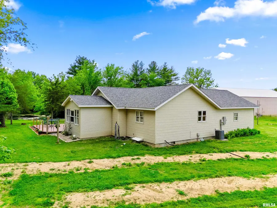19563 N Il Route 97 Highway, Cuba, IL 61427 - #2