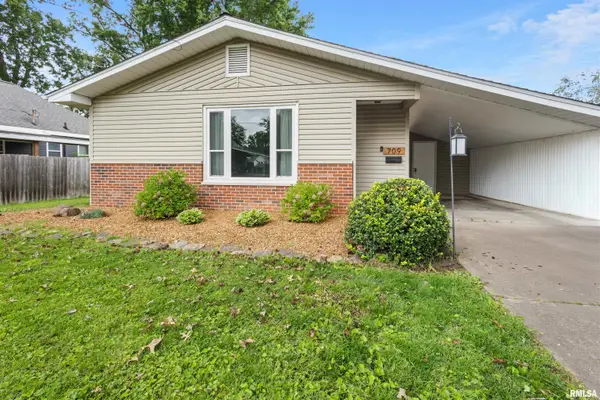 709 S Eisenhower Drive, Marion, IL 62959