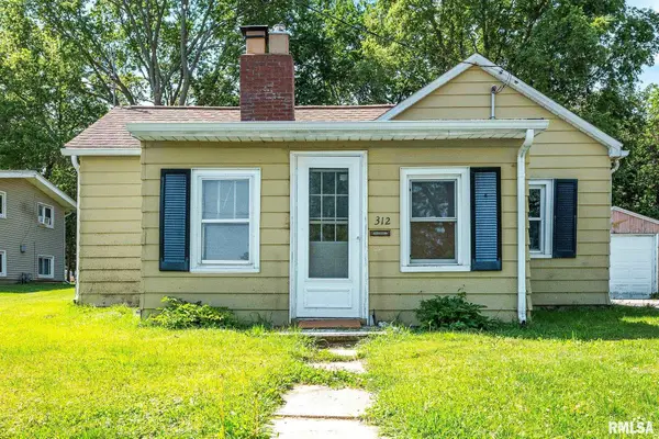 312 W Tower Street, Eureka, IL 61530