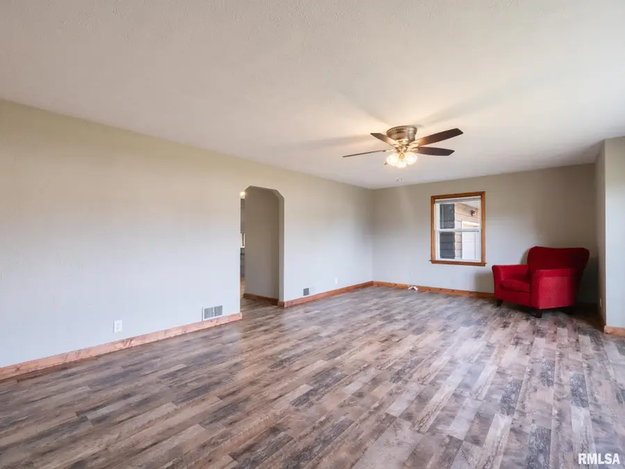 1501 Tennell Street, Pekin, IL 61554 - #3