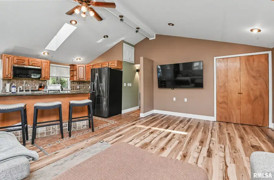 1327 Lakeview Avenue, East Peoria, IL 61611 - #3
