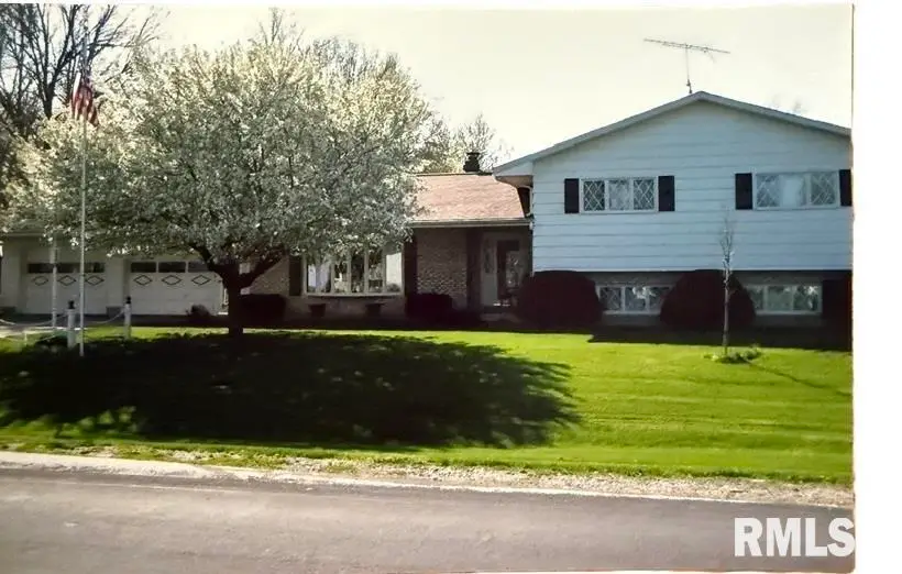 4 Hillcrest Drive, Bushnell, IL 61422 - #1