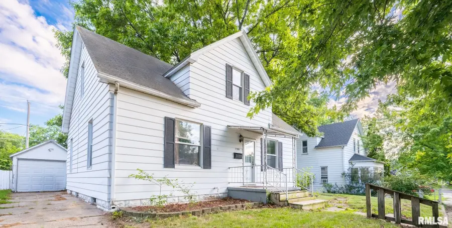 1306 Catherine Street, Pekin, IL 61554 - #3