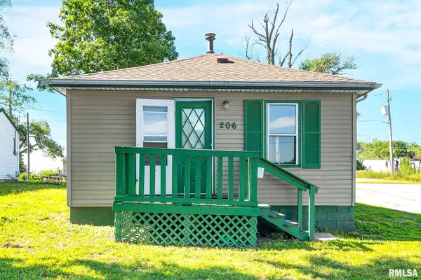 206 Cooper Street, Pekin, IL 61554