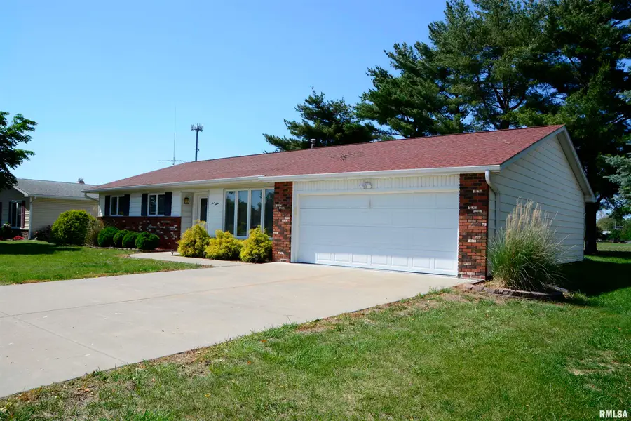 112 James Drive, Macomb, IL 61455 - #2