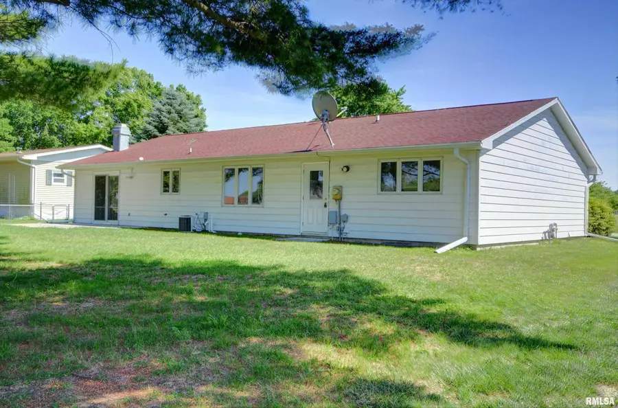 112 James Drive, Macomb, IL 61455 - #3