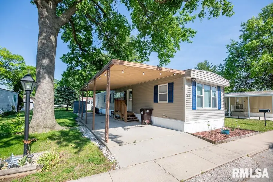 308 Willow Oak Drive, Morton, IL 61550 - #2