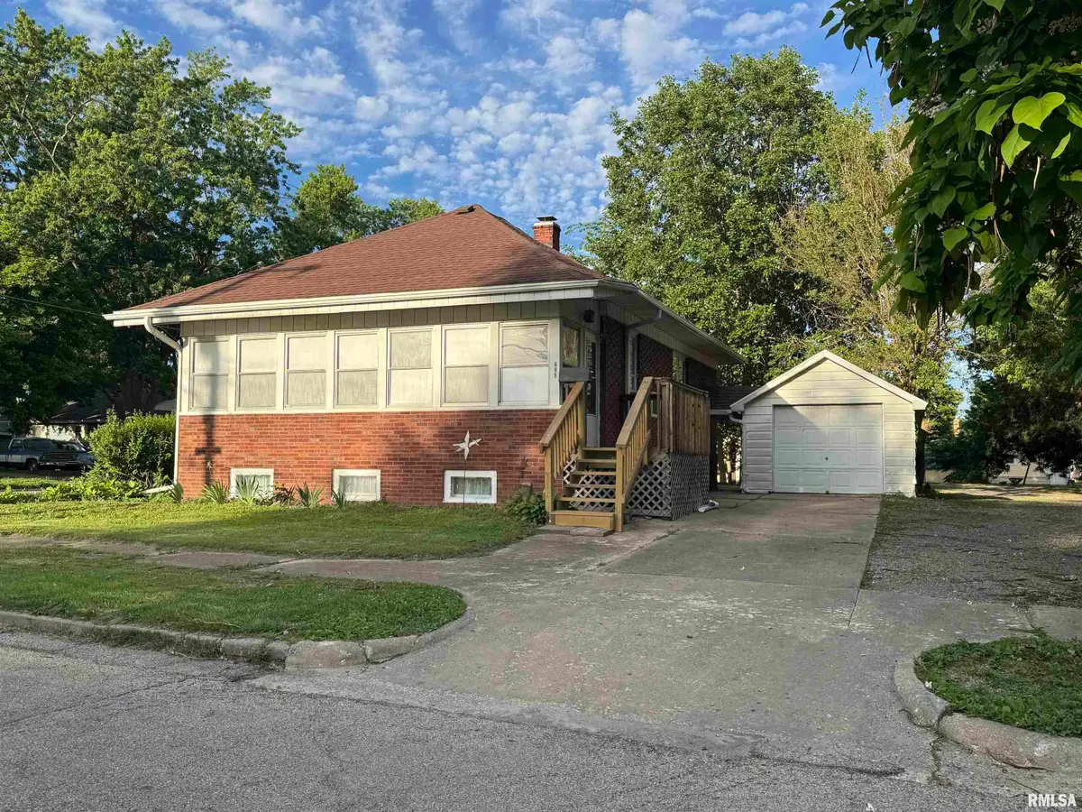 699 Baxter Court, Canton, IL 61520 - #1