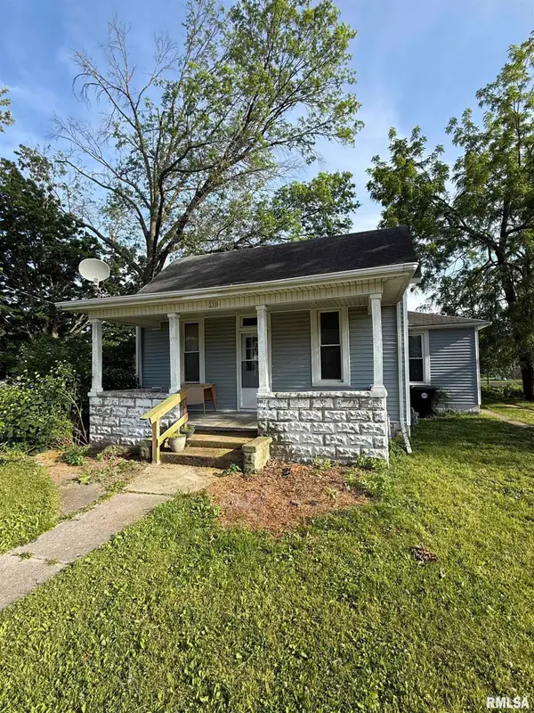 230 E South Street, Astoria, IL 61501