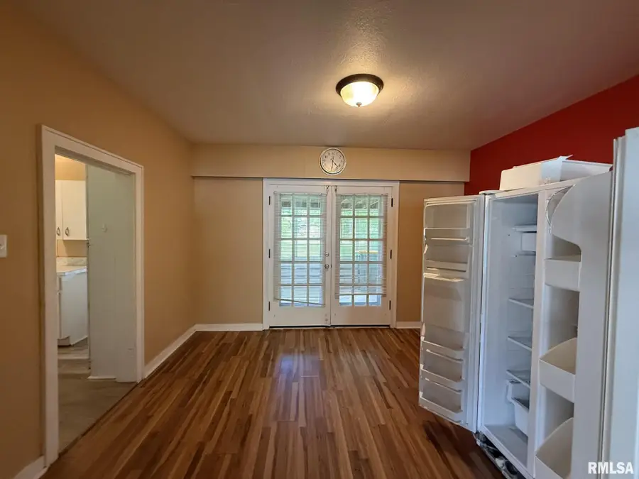 609 N Lafayette Street, Macomb, IL 61455 - #3