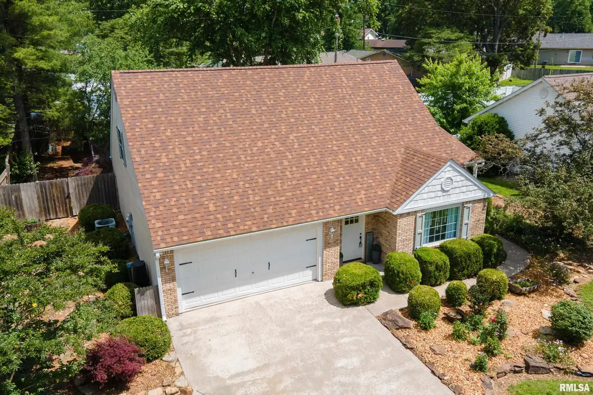 804 E Marshall Street, Marion, IL 62959 - #1