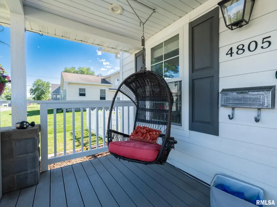 4805 N Columbus Avenue, Peoria Heights, IL 61616 - #3