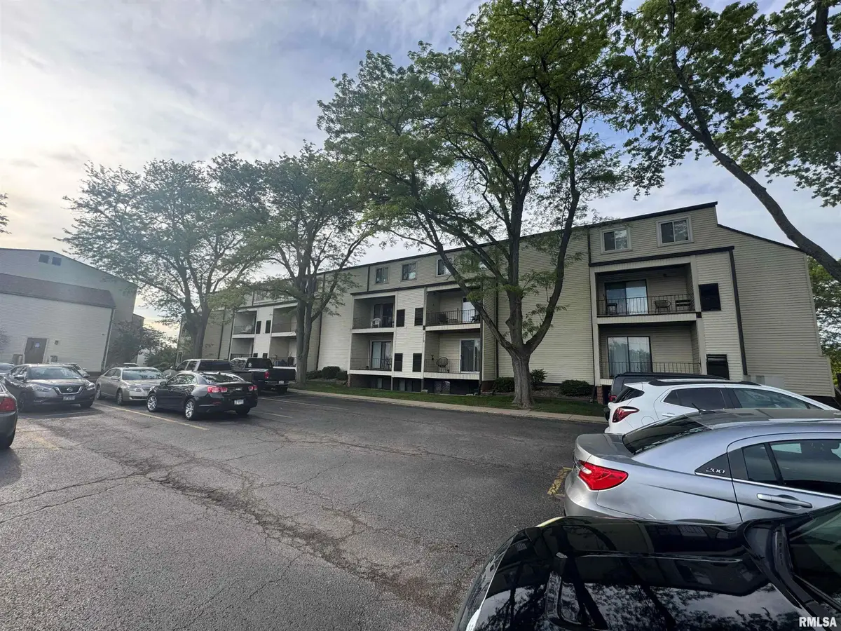 3119 W Willow Knolls Drive #28B, Peoria, IL 61614 - #1