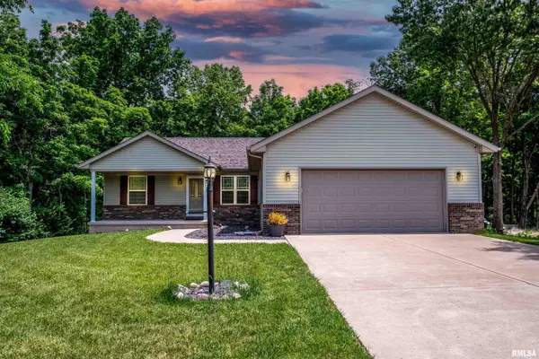 105 Kaylea Court, East Peoria, IL 61611
