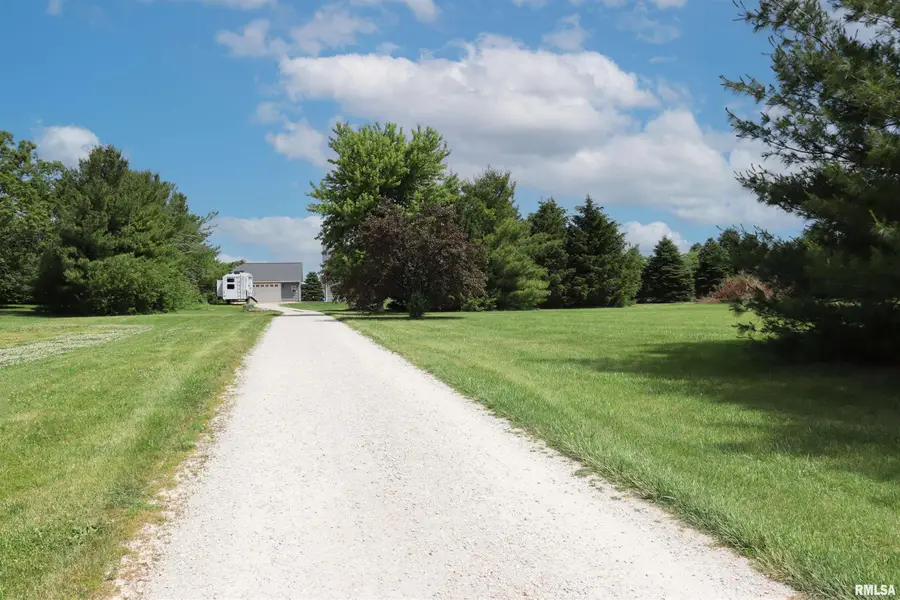 1157 E Guth Road, Washington, IL 61571 - #3