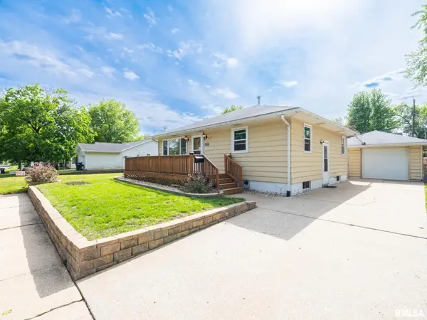 1313 Janssen Street, Pekin, IL 61554