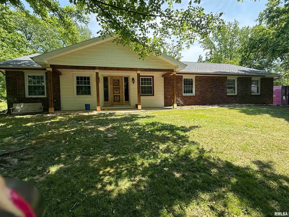 621 N Broadway, Goreville, IL 62939 - #1