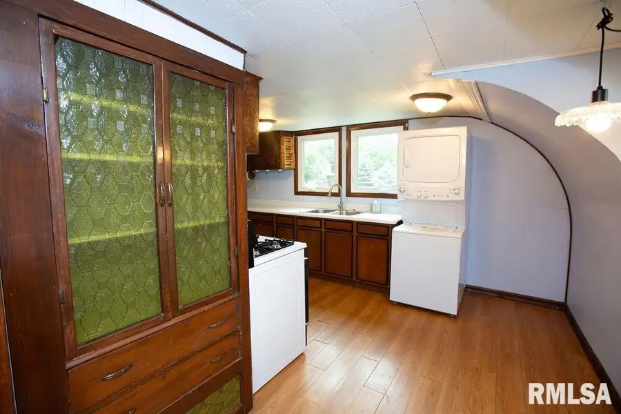 721 N Main Street, Eureka, IL 61530 - #3