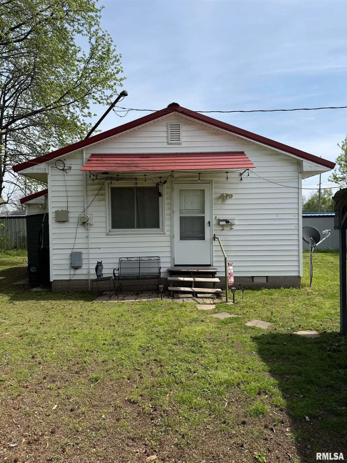 812 W Malden Street, Marion, IL 62959 - #1