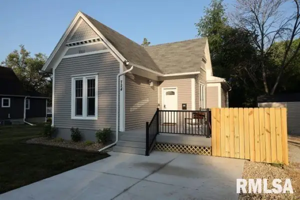 724 S Campbell Street, Macomb, IL 61455