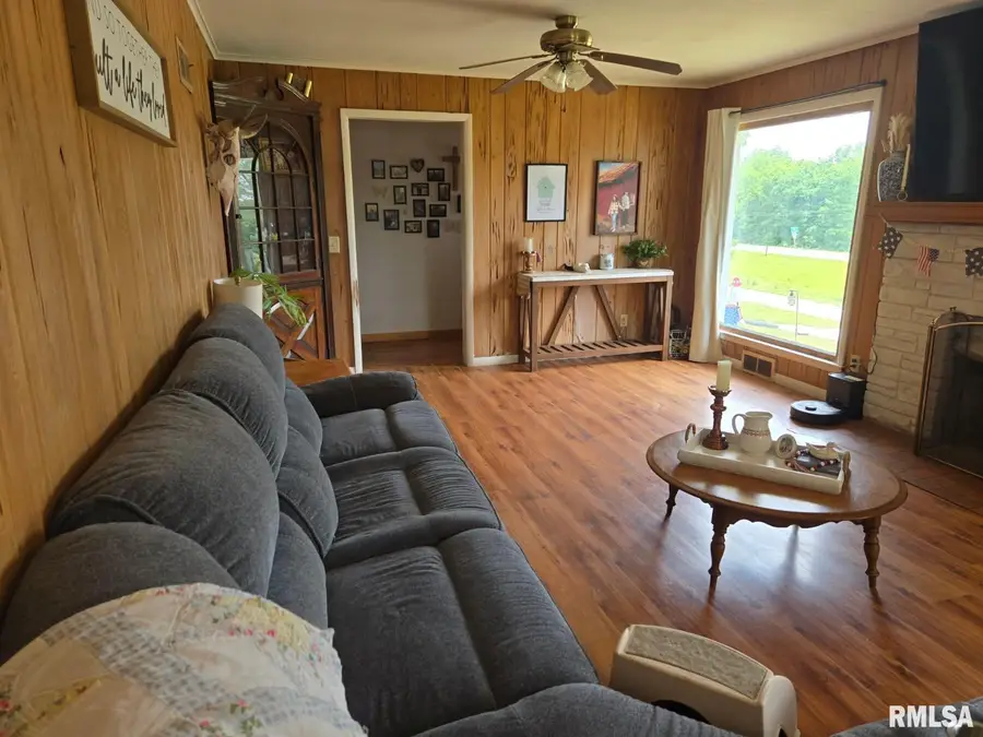 23544 N Urish Road, Canton, IL 61520 - #3
