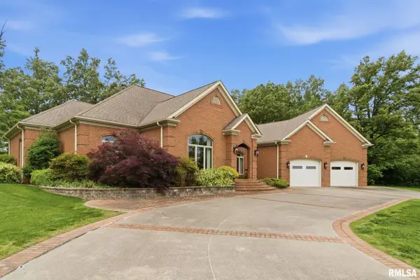 285 Fairway Drive, Harrisburg, IL 62946
