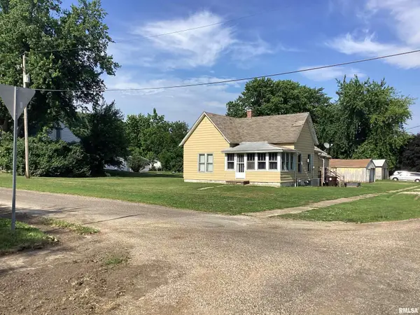 301 E 2nd Street, Kingston Mines, IL 61539-0135