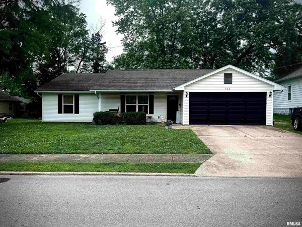 702 S Madison Street, Marion, IL 62959