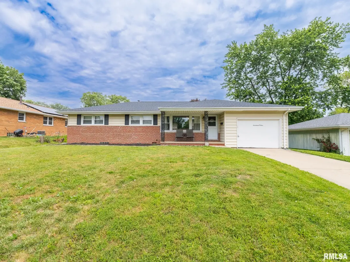 1703 W Baywood Avenue, Peoria, IL 61614 - #1