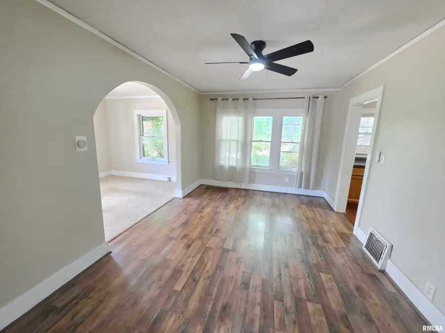 121 Pershing Place, East Peoria, IL 61611 - #2