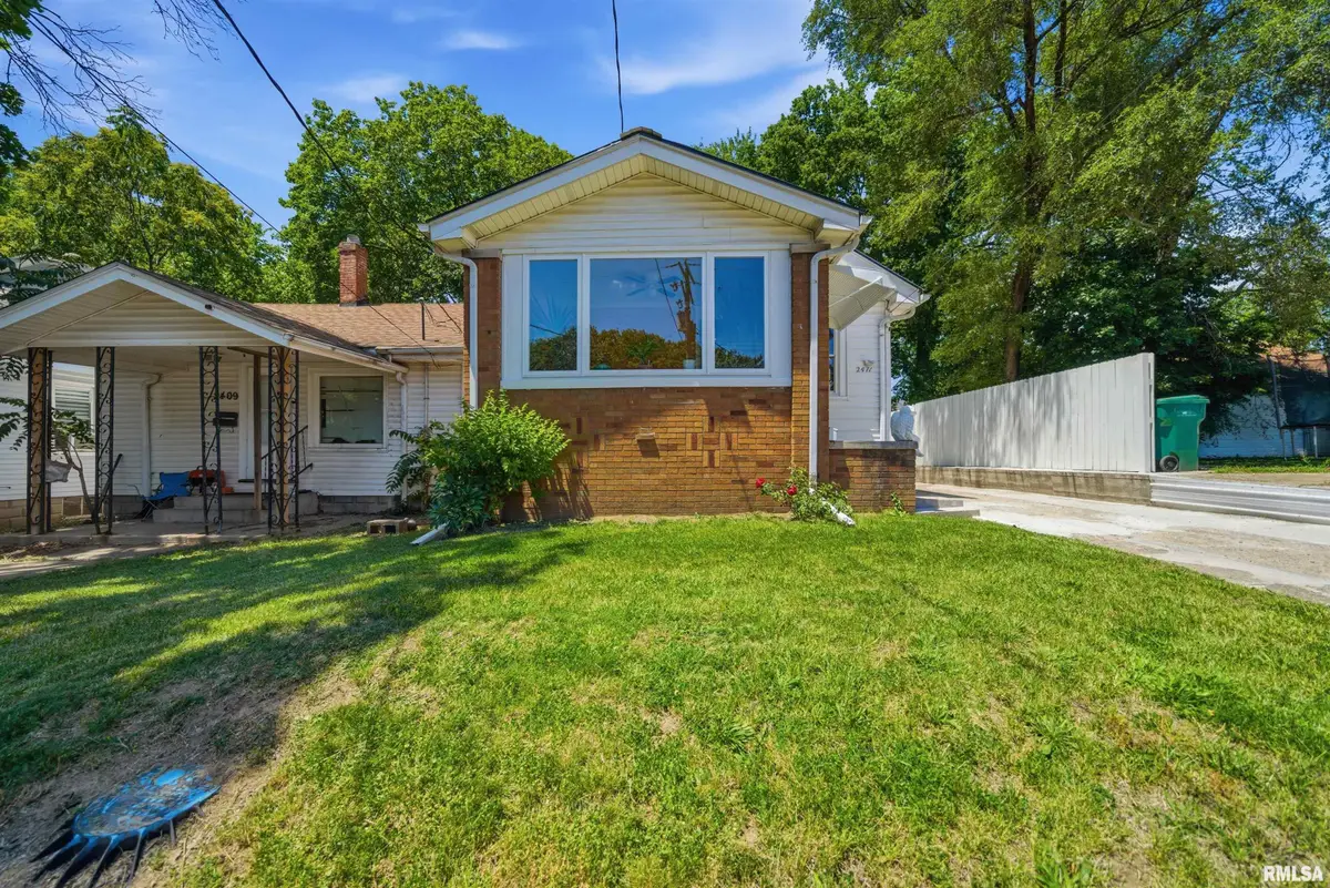 2411 N Flora Avenue, Peoria, IL 61604 - #1