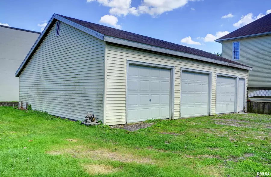 324 W Jefferson Street, Macomb, IL 61455 - #3