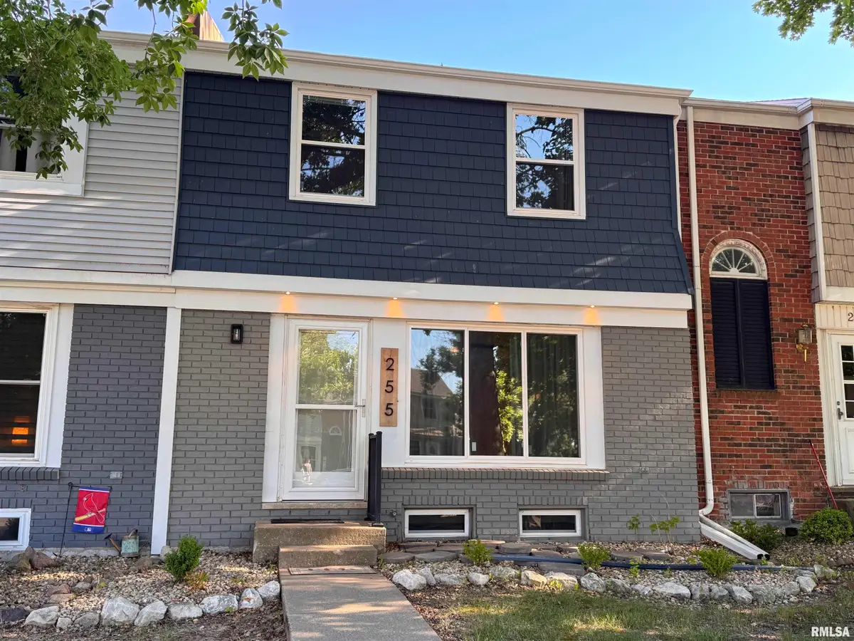 255 Jamestown Road, Macomb, IL 61455 - #1