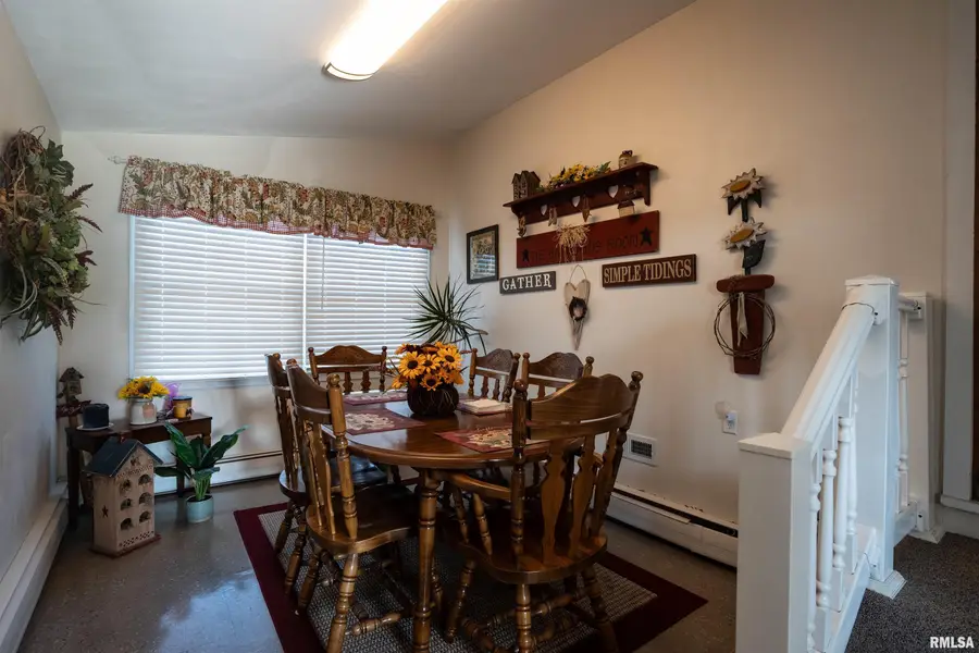 508 W North Street, Sesser, IL 62884 - #3