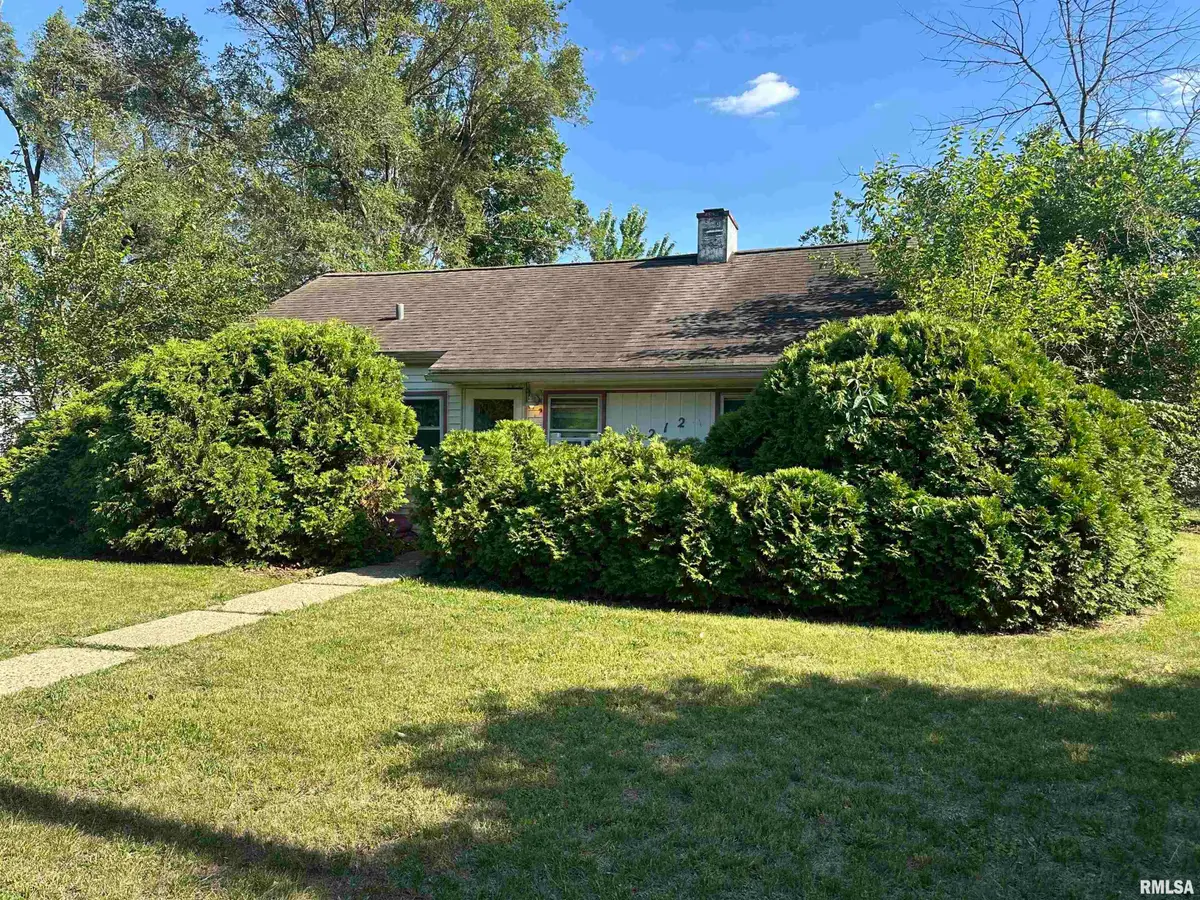 2212 W Dennis Court, Peoria, IL 61604 - #1