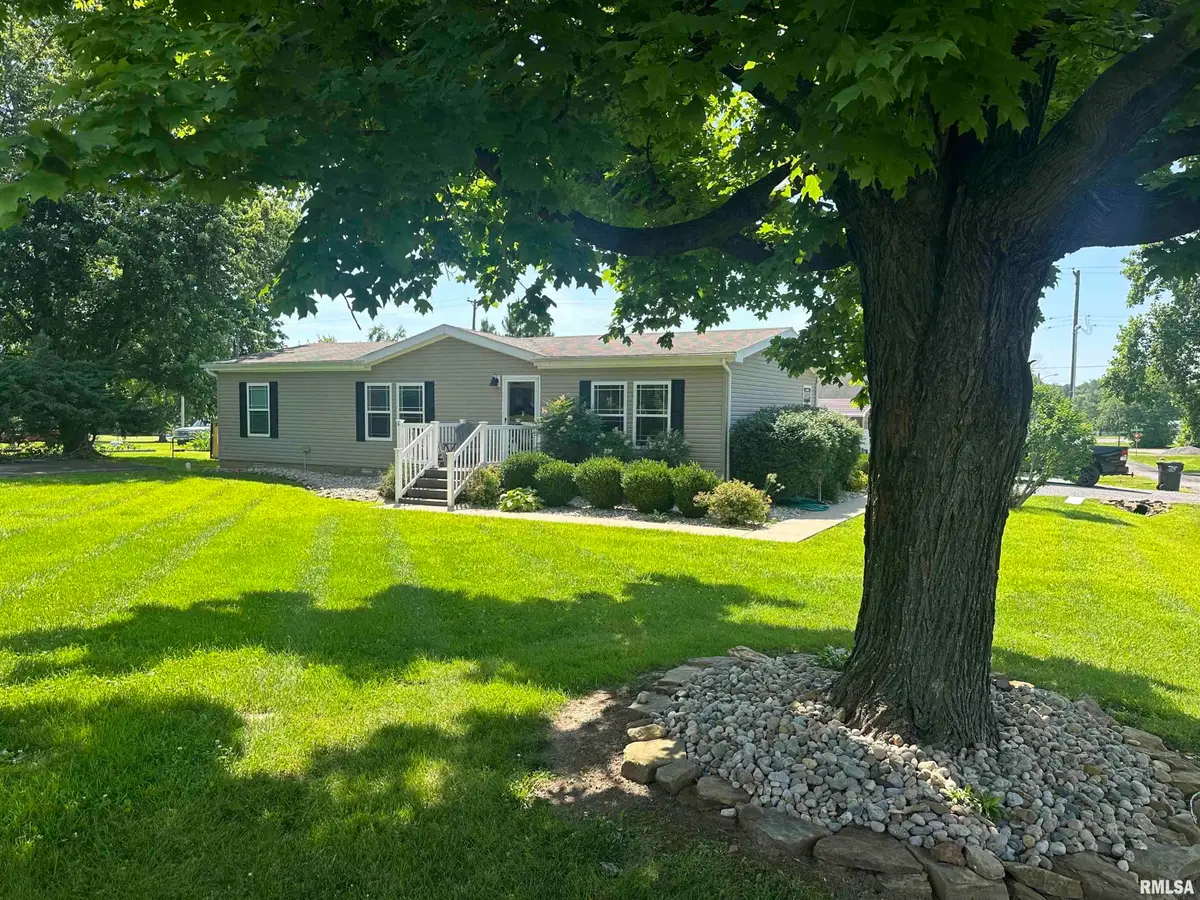 128 Walnut Street, Stonefort, IL 62987 - #1