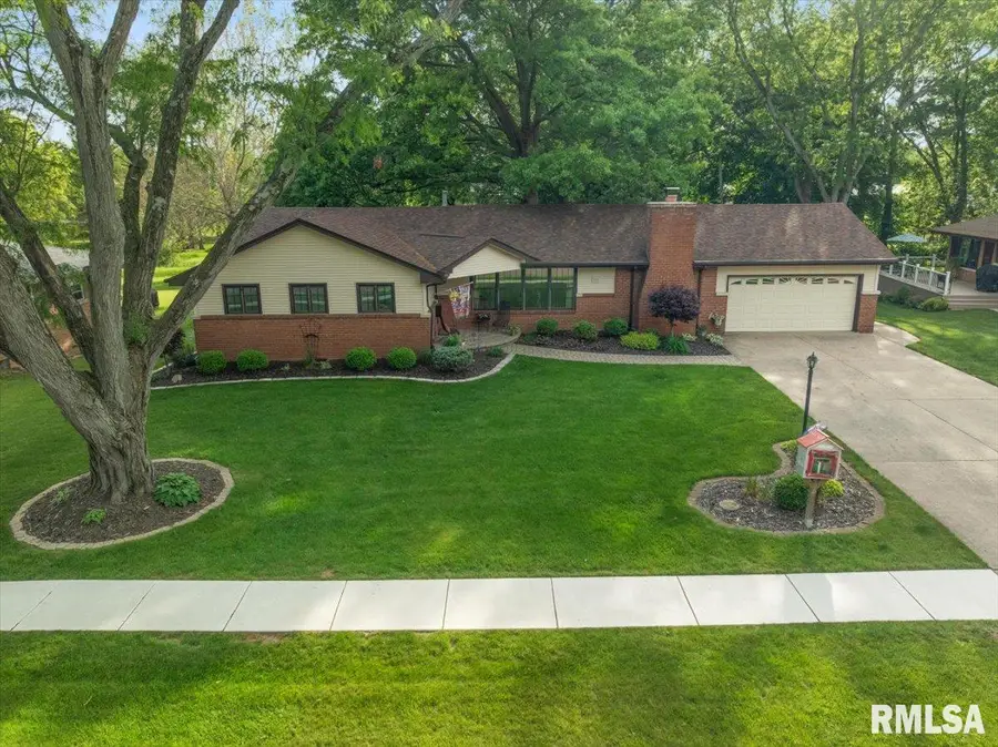 930 Birchwood Drive, Washington, IL 61571 - #2