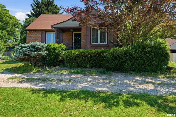 5414 N Humboldt Avenue, Peoria Heights, IL 61616