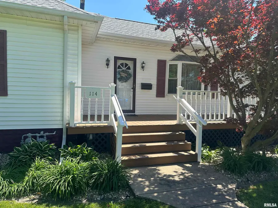 114 S Lincoln Street, Washburn, IL 61570 - #2