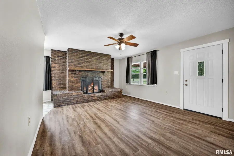 706 Lasalle Boulevard, Marquette Heights, IL 61554 - #3