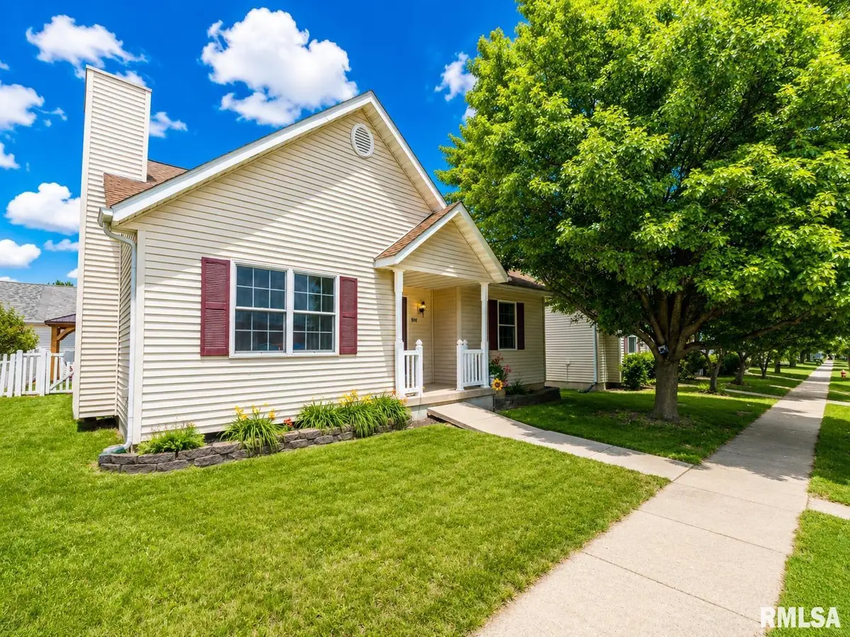 916 Drayton Street, Normal, IL 61761 - #1