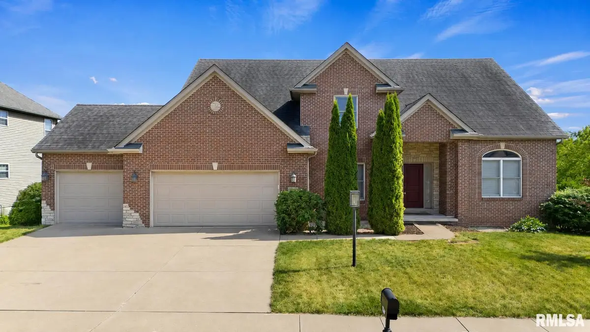 2922 W Wessex Drive, Peoria, IL 61615 - #1