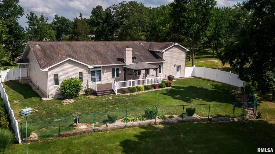 1535 Howard Road, Marion, IL 62959 - #2