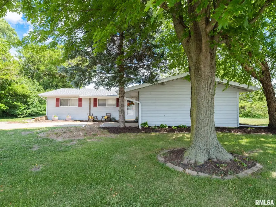 1103 Eagle Avenue, Washington, IL 61571 - #2