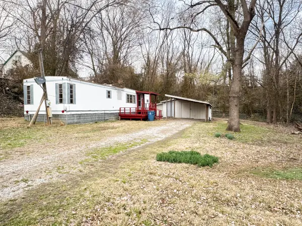 205 E Union Street, Jonesboro, IL 62952