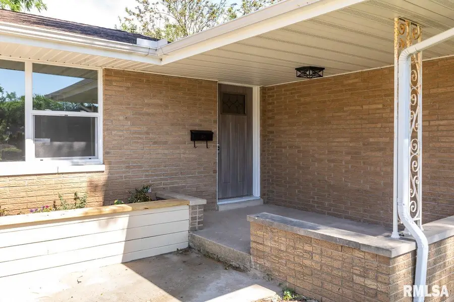4030 N Brookdale Place, Peoria, IL 61614 - #3