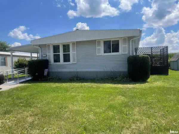 1601 E Jackson Street #225, Macomb, IL 61455