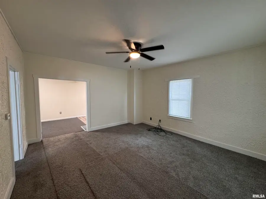 424 W Wheeler Street, Macomb, IL 61455 - #3